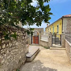 Mpolanos Appartamento Himare