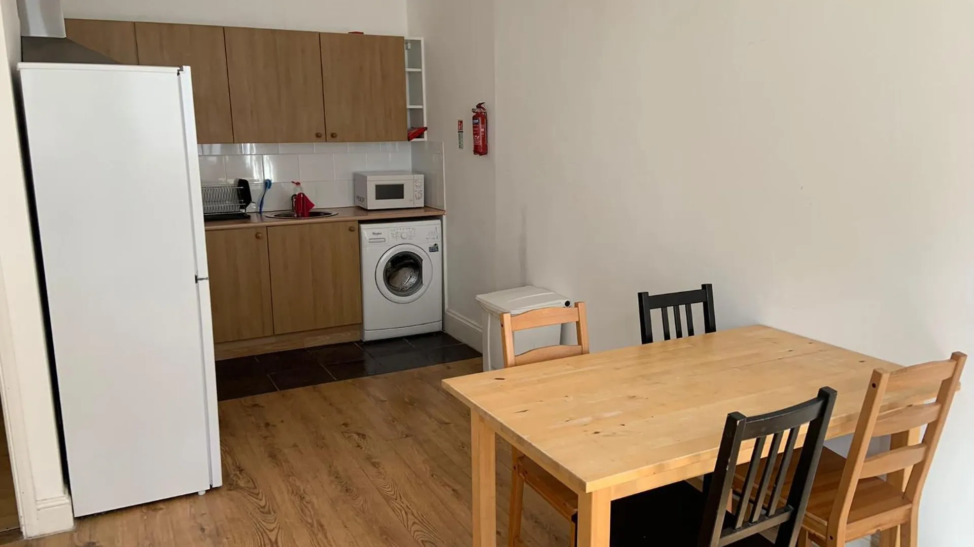 Privat bolig Affordable Rooms In Shared Flat, London Bridge