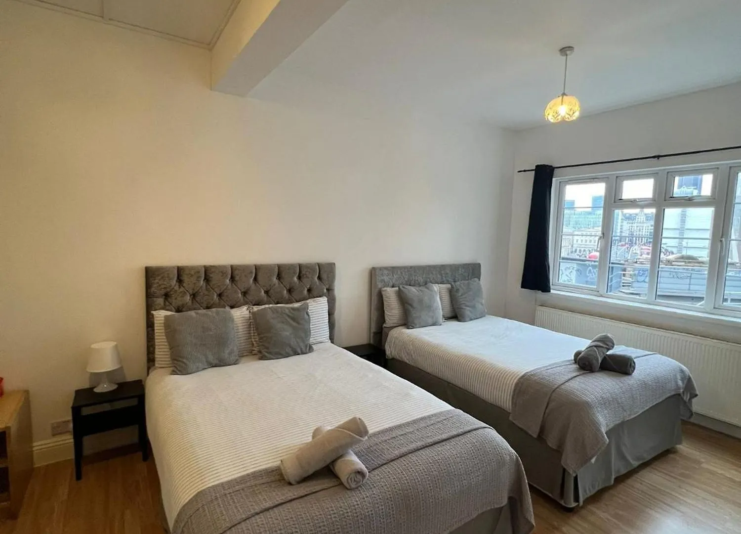 Affordable Rooms In Shared Flat, London Bridge 0*,